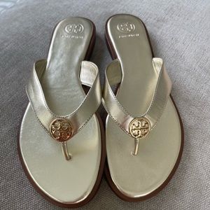 GOLD TORY BURCH LEATHER FLIP FLOPS- size 9